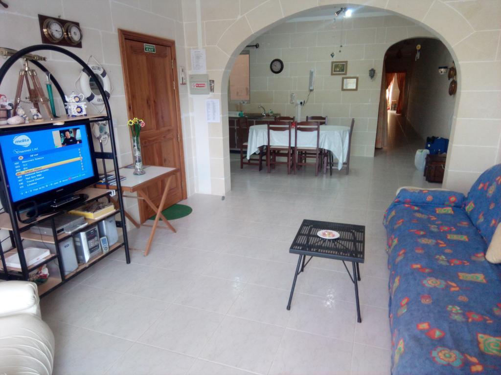 Coral Reef Flat 7 Apartment Marsalforn Exterior photo